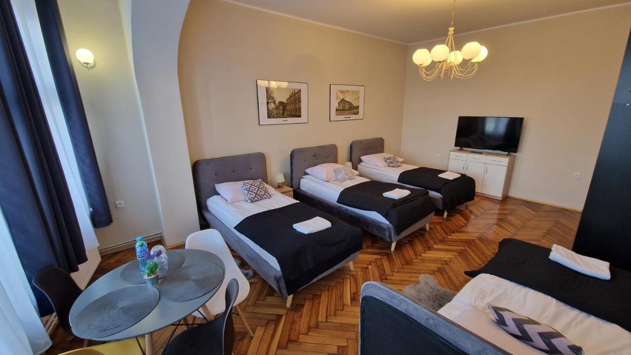Czarna Owca- Pokoje Goscinne Gniezno Luaran gambar